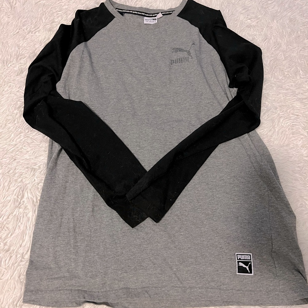 Womens Puma long sleeved shirt - size large